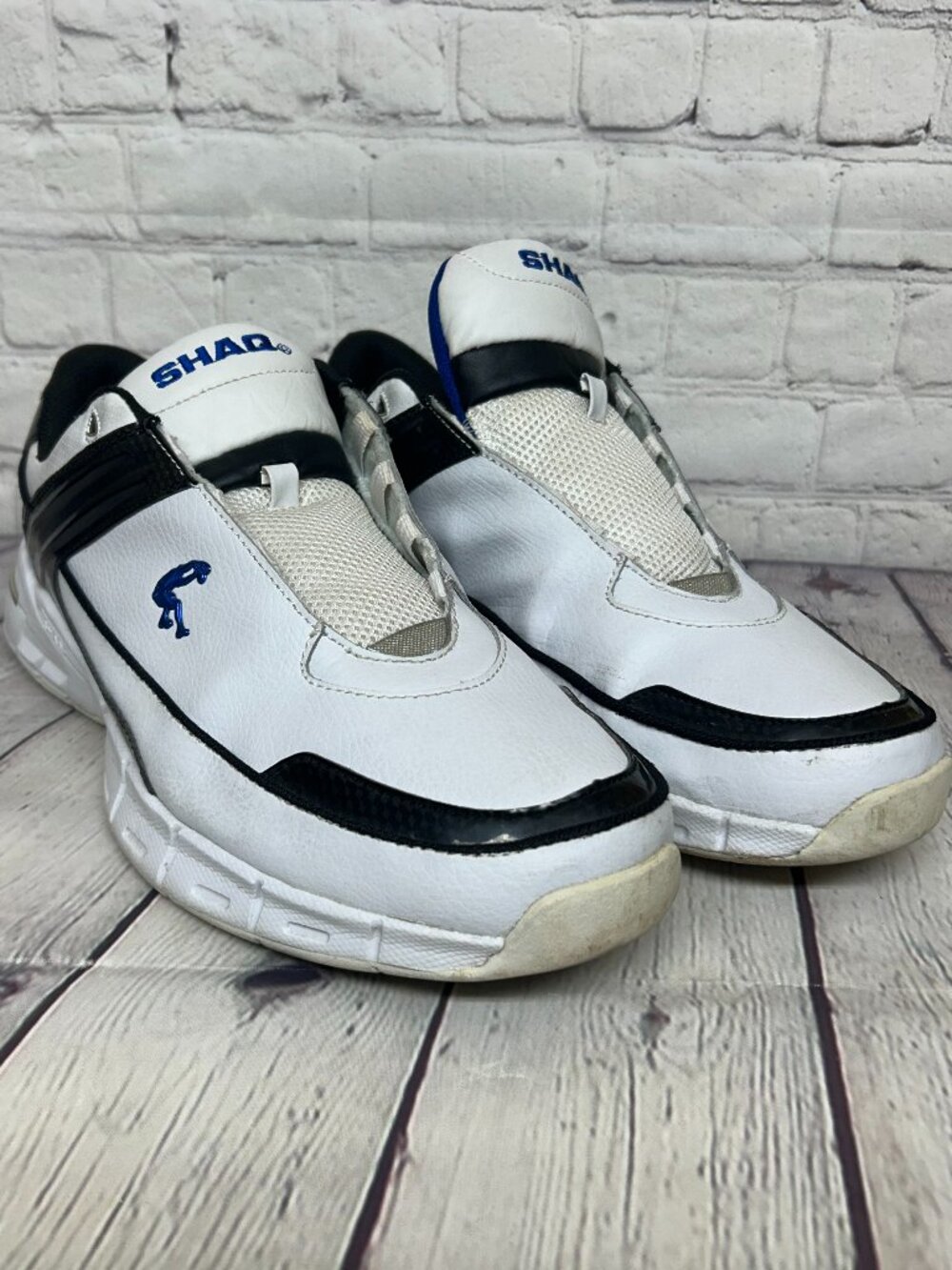 Vintage SHAQ Shoes Men Size 11 White 4991554 Sylvan Item 251653356 - No Laces
